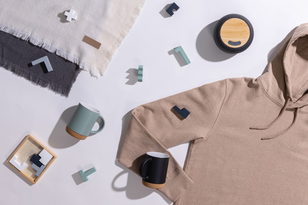 Keramikbecher mit Korkboden