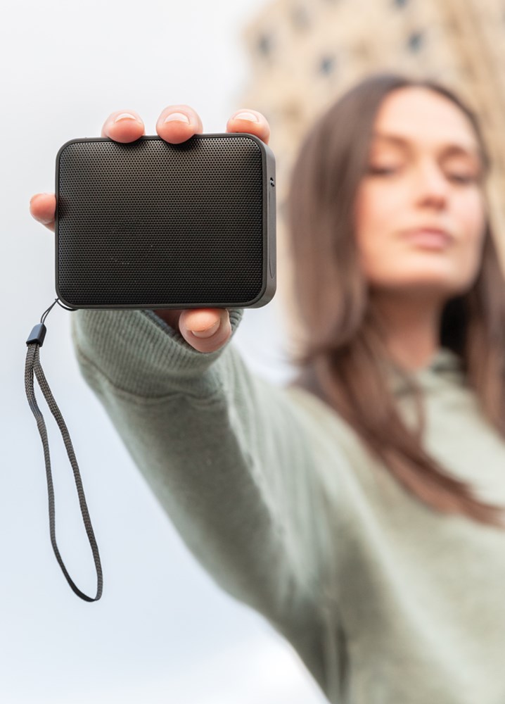 Urban Vitamin Vallejo 3W IPX 7 Speaker aus RCS Kunststoff