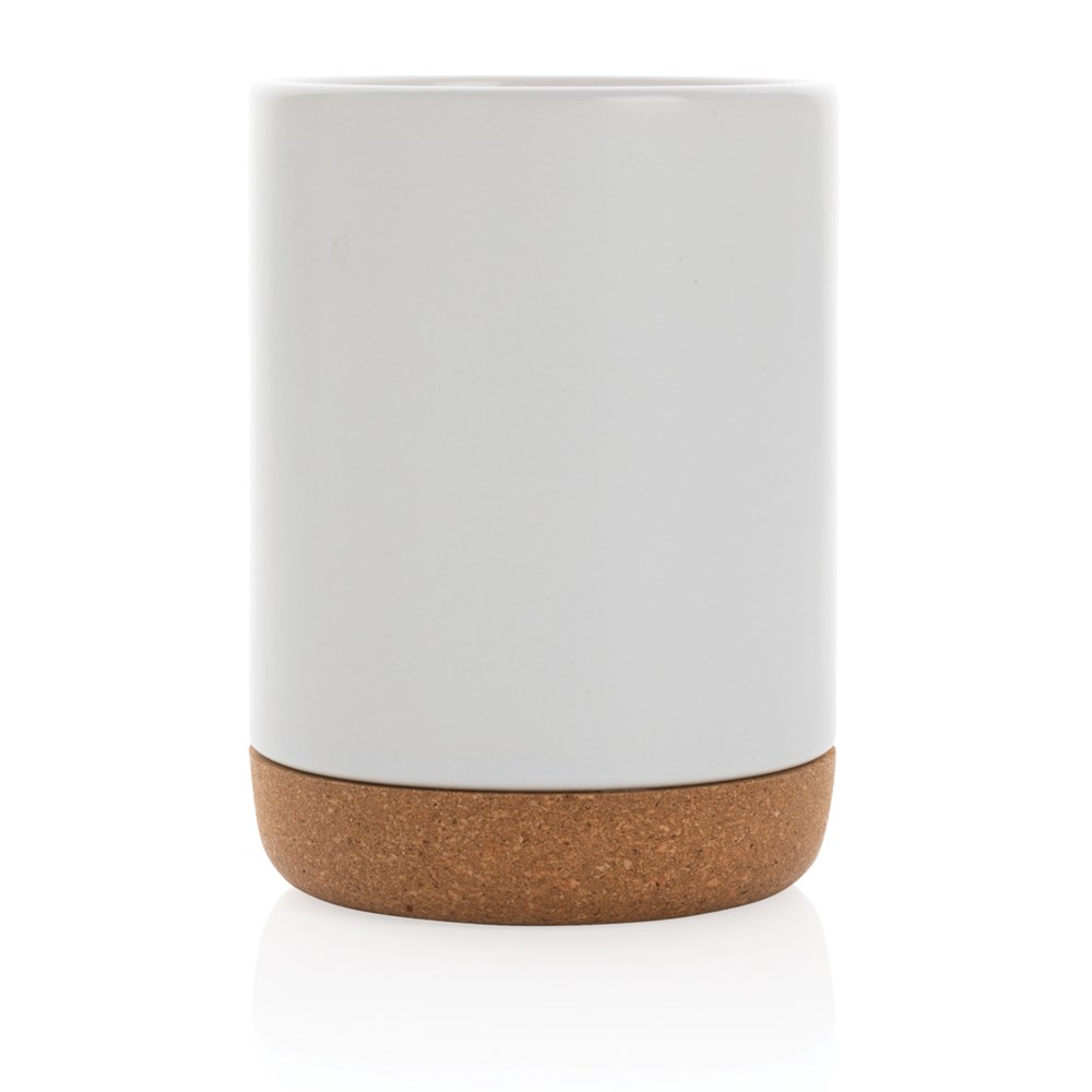 Keramikbecher mit Korkboden