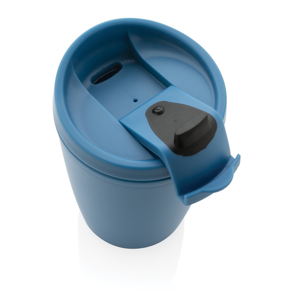 GRS recycelter PP-Becher mit Flip-Deckel